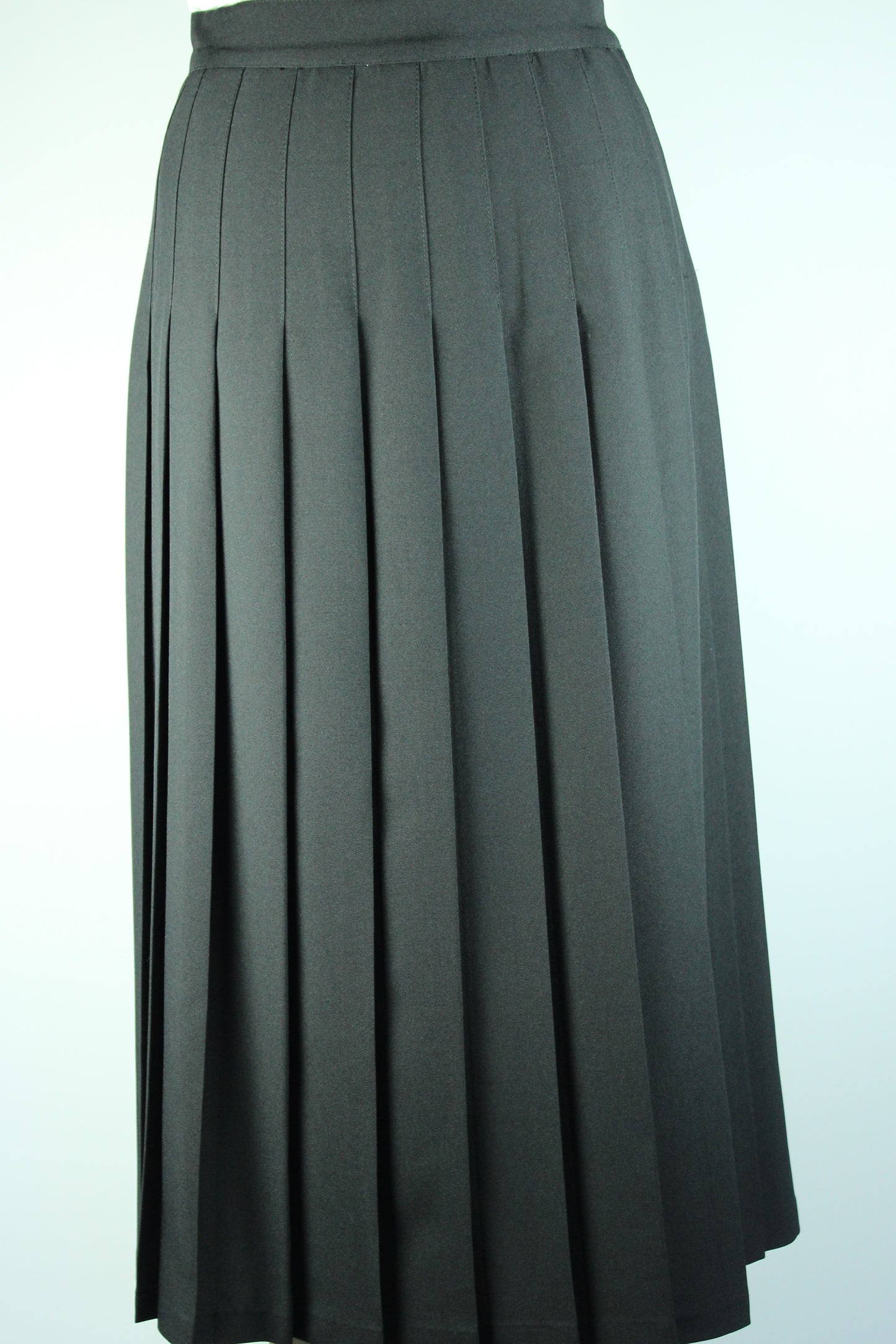 Junior High High School Black Knife Pleated Skirt - By Style